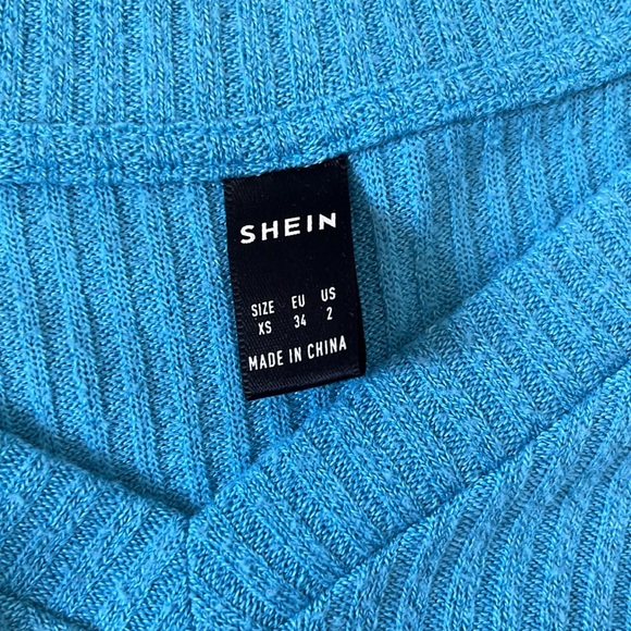 Blue cropped sweater Size XS - Picture 2 of 2